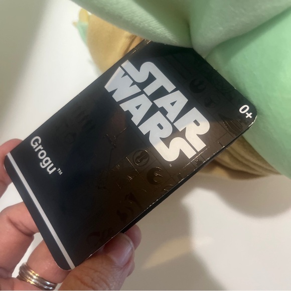 Disney Star Wars The Mandalorian Grogu Baby Yoda Big Feet Plush Toy - Picture 8 of 12